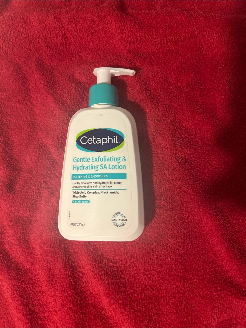 Cetaphil Gentle Exfoliating & Hydrating SA Lotion — White with Teal Pump